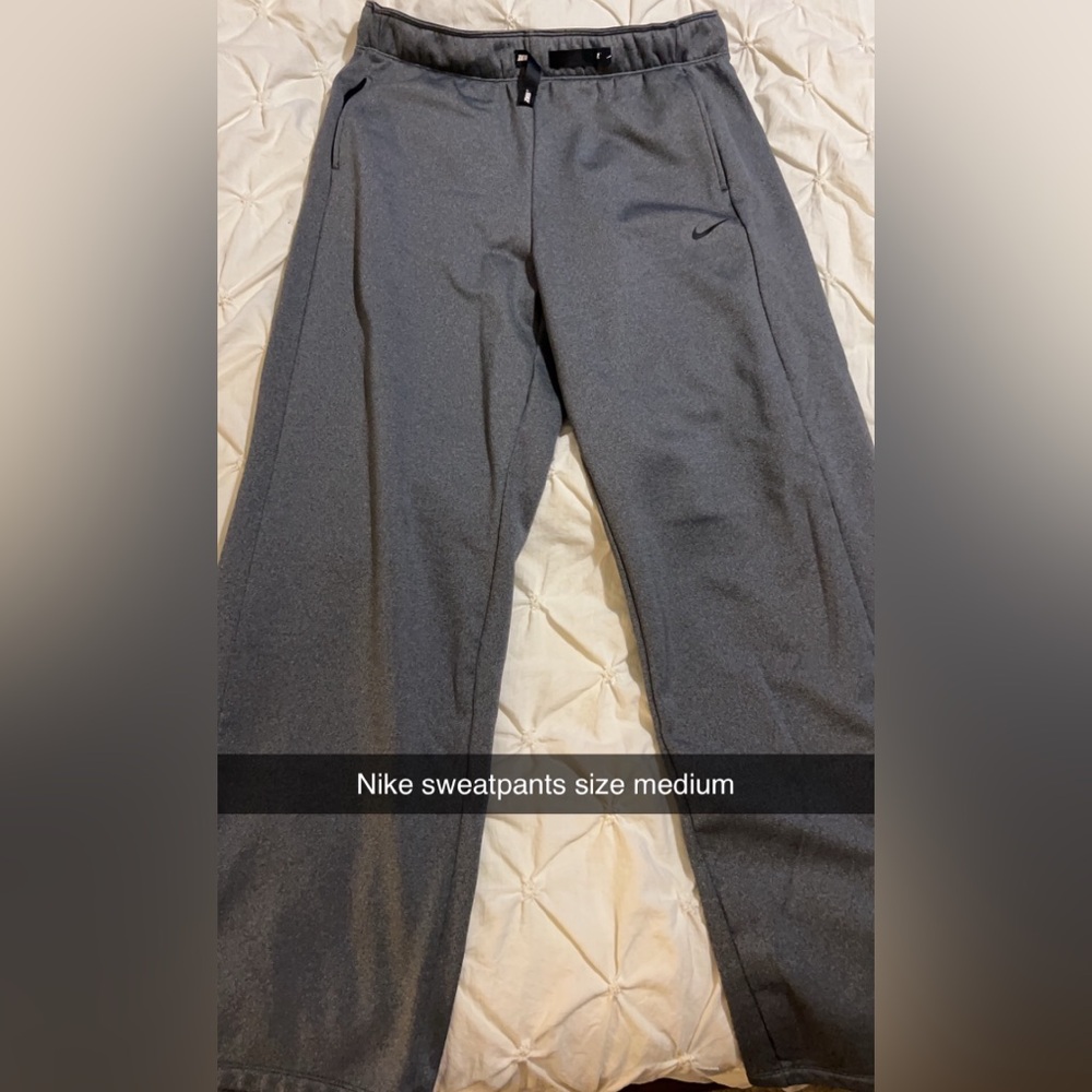 Nike Sweatpants